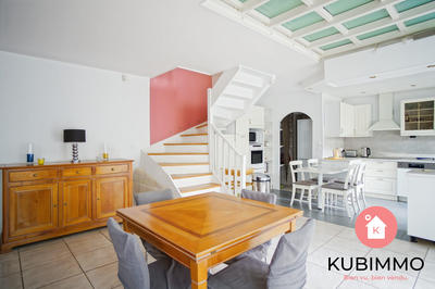 Appartement - 104 m² - 5 pièces