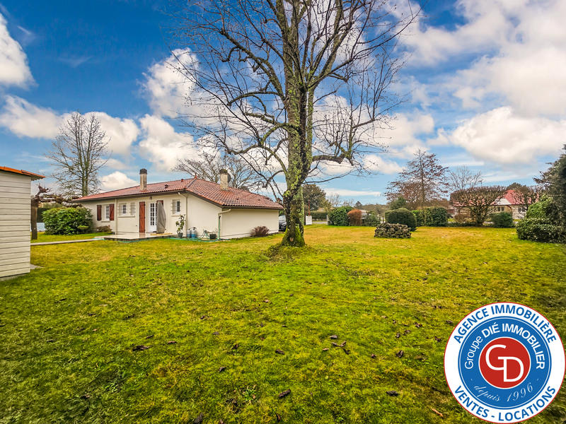 Maison - 120 m² - 6 pièces