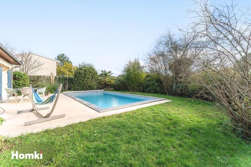 Maison - 171 m² - 8 pièces