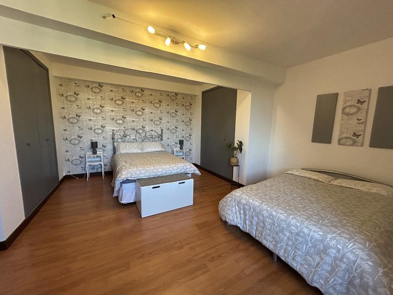 Maison - 405 m² - 13 pièces