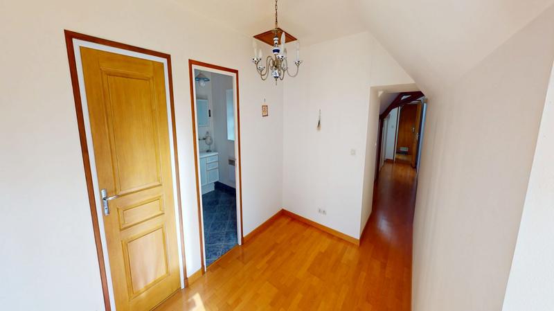 Maison ancienne - 172 m² - 7 pièces