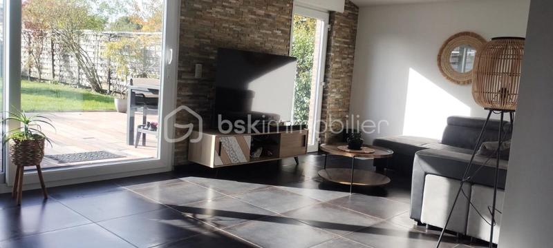 Maison - 143 m² - 5 pièces