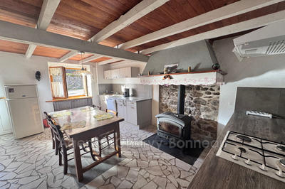 Maison - 68 m² - 4 pièces