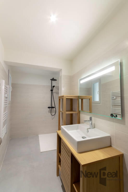 Appartement - 120 m² - 5 pièces