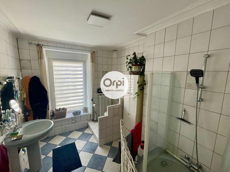 Maison - 104 m² - 4 pièces