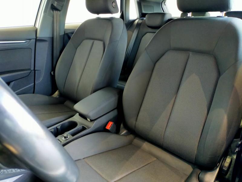 Audi A3 sportback 40 TFSIe 204 s tronic 6 Business line