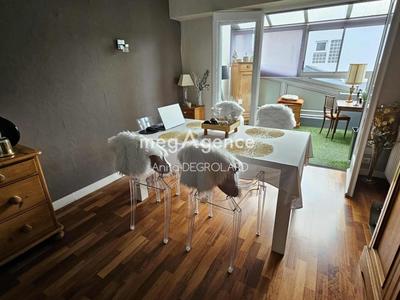 Appartement - 145 m² - 4 pièces