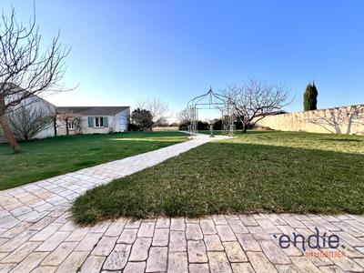 Maison - 183 m² - 7 pièces