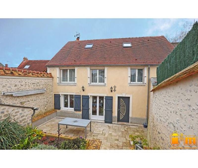 Maison de village - 130 m² - 6 pièces
