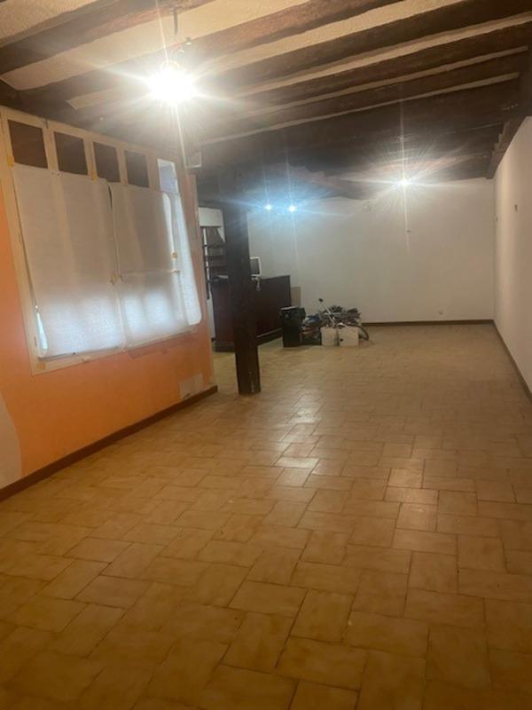 Immeuble - 260 m² - 16 pièces