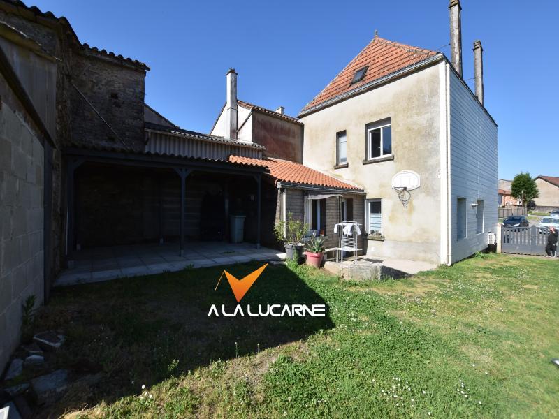Maison en pierre - 243 m² - 7 pièces