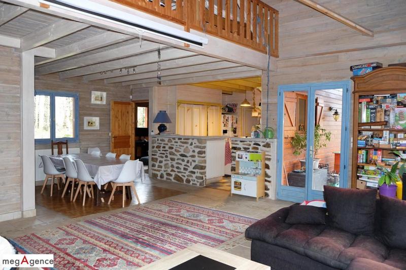 Châlet - 187 m² - 7 pièces