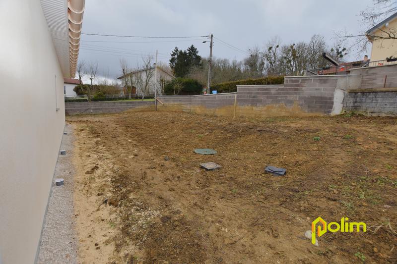 Maison - 93 m² - 5 pièces