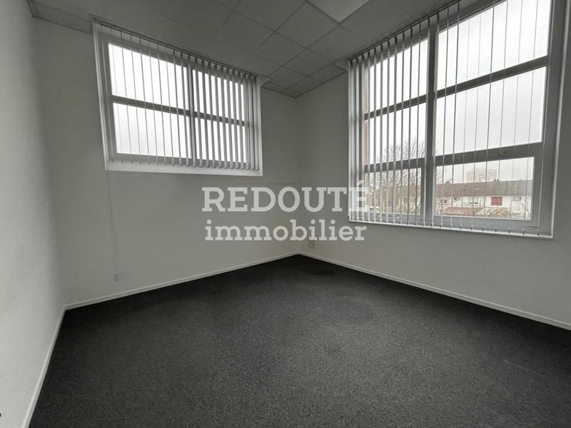 Bureau - 250 m² - 5 pièces