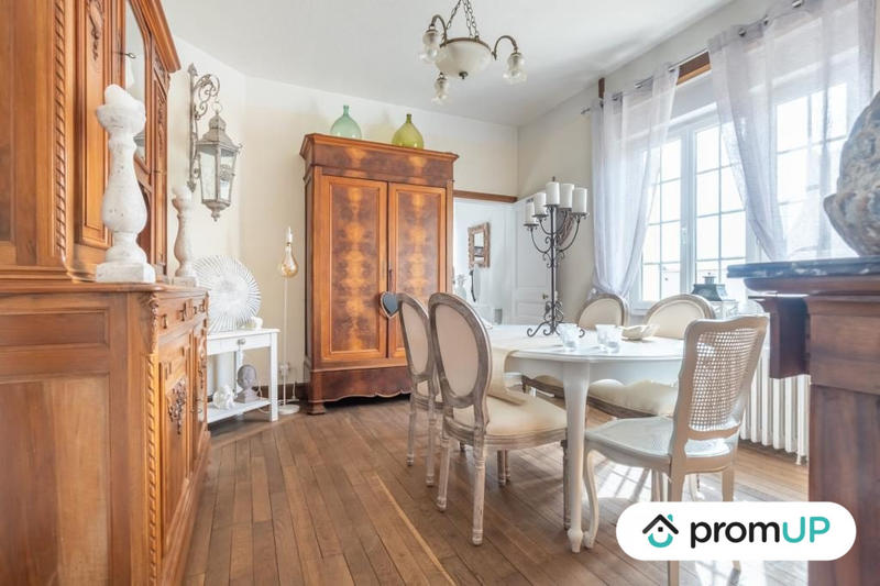 Maison contemporaine - 203 m² - 5 pièces