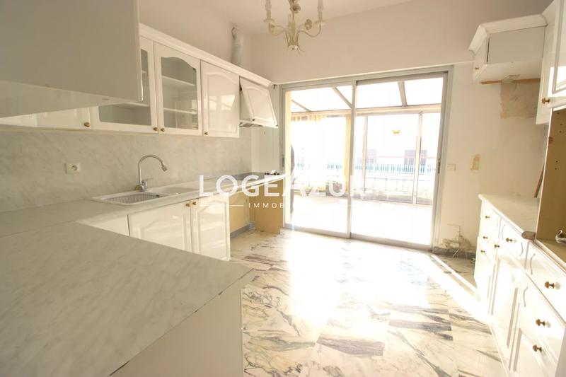 Appartement - 115 m² - 4 pièces