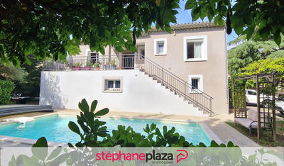 Maison - 156 m² - 7 pièces