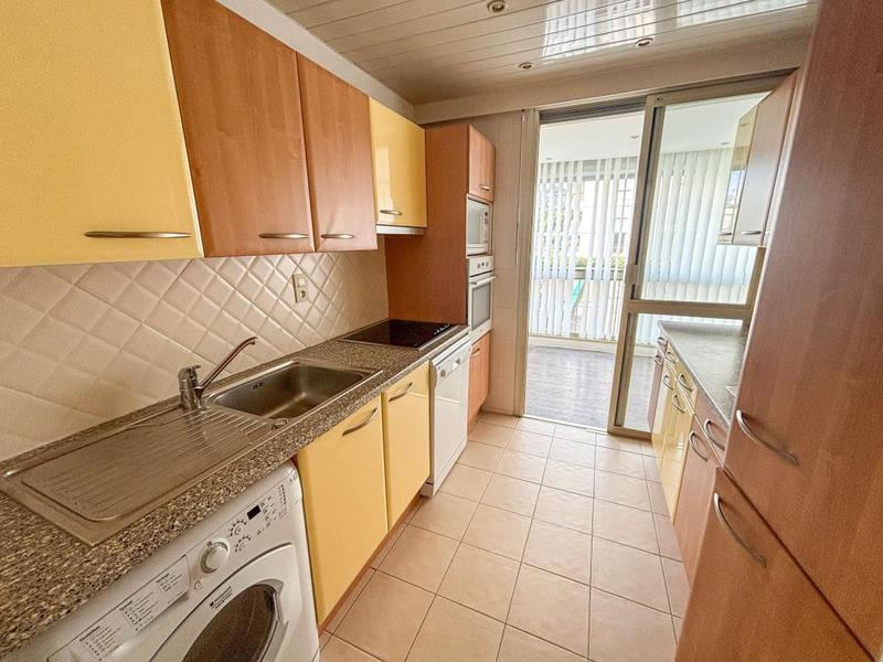 Appartement - 80 m² - 3 pièces