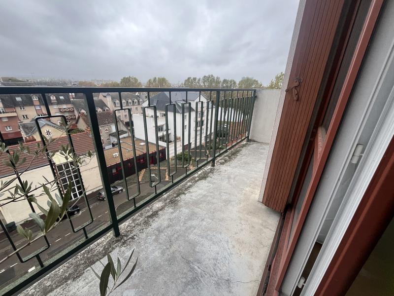 Appartement - 92 m² - 4 pièces