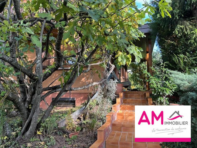 Maison - 105 m² - 5 pièces