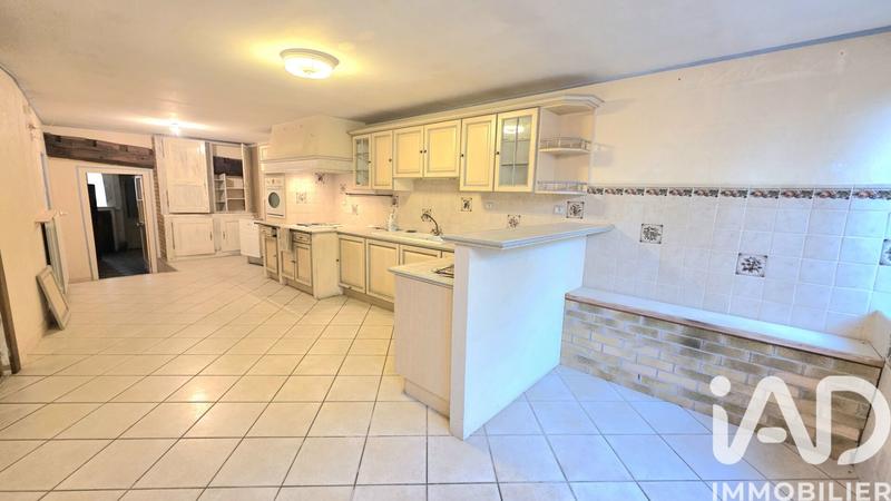 Maison - 282 m² - 10 pièces