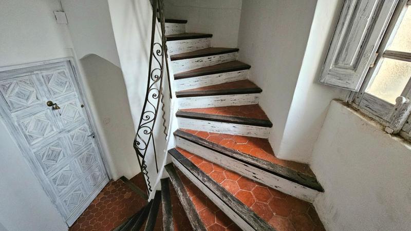 Propriété - 220 m² - 9 pièces