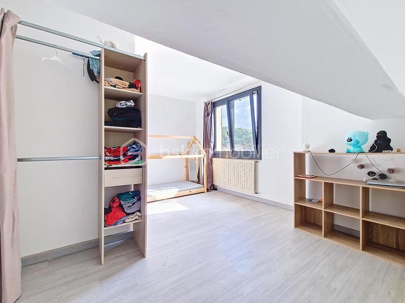 Maison traditionnelle - 158 m² - 6 pièces