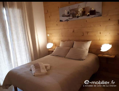 Maison traditionnelle - 393 m² - 11 pièces