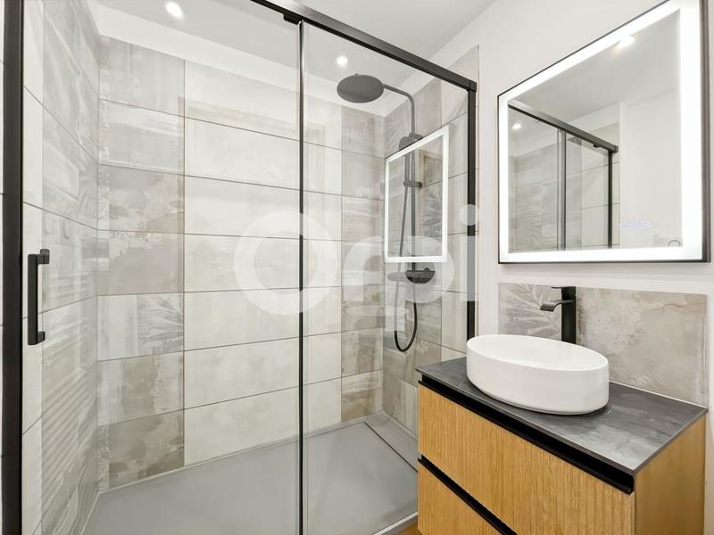 Appartement - 79 m² - 3 pièces