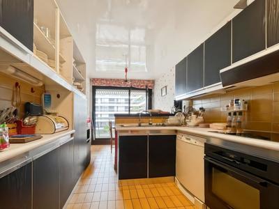 Appartement - 98 m² - 4 pièces