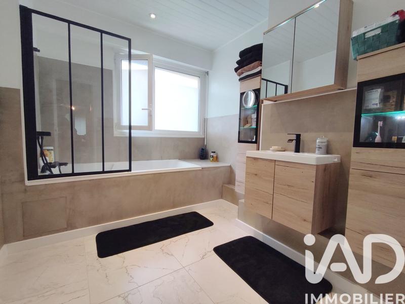 Appartement - 84 m² - 4 pièces