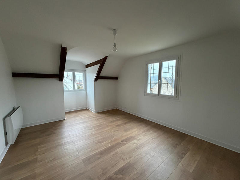 Maison - 178 m² - 7 pièces