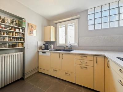 Maison de ville - 138 m² - 9 pièces