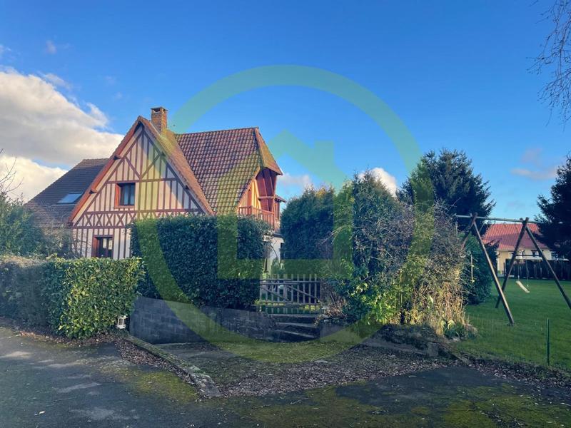 Maison - 220 m² - 9 pièces