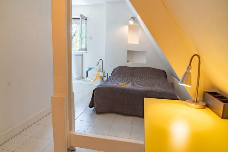 Maison - 280 m² - 7 pièces