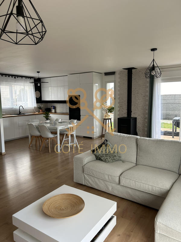 Maison - 95 m² - 4 pièces