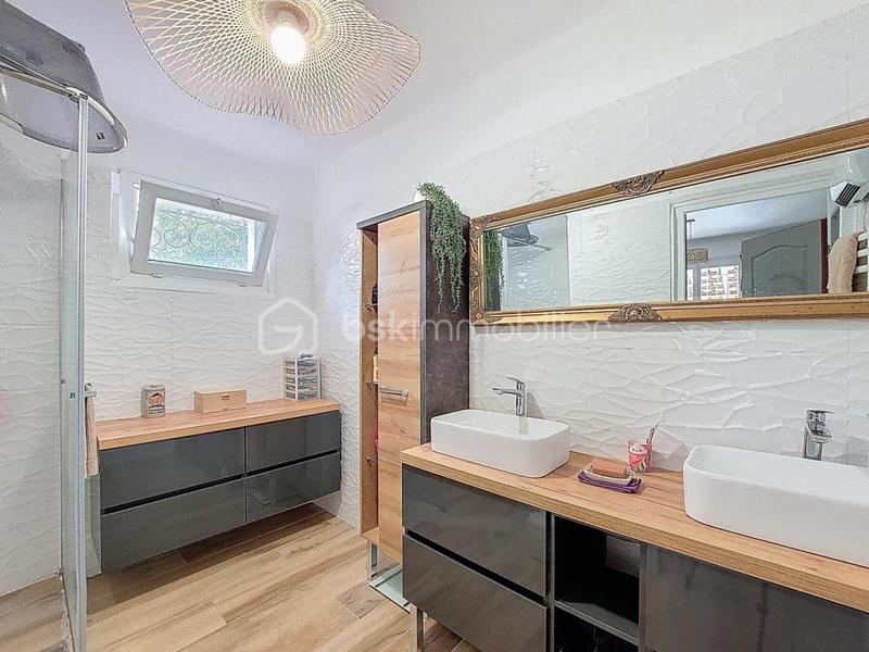 Villa - 148 m² - 7 pièces