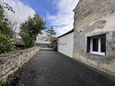 Maison - 102 m² - 4 pièces