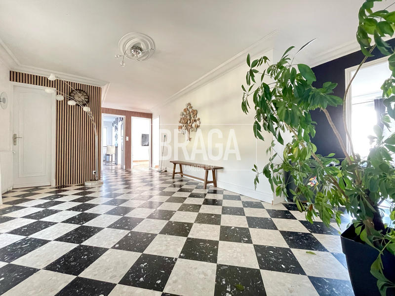 Maison - 160 m² - 7 pièces