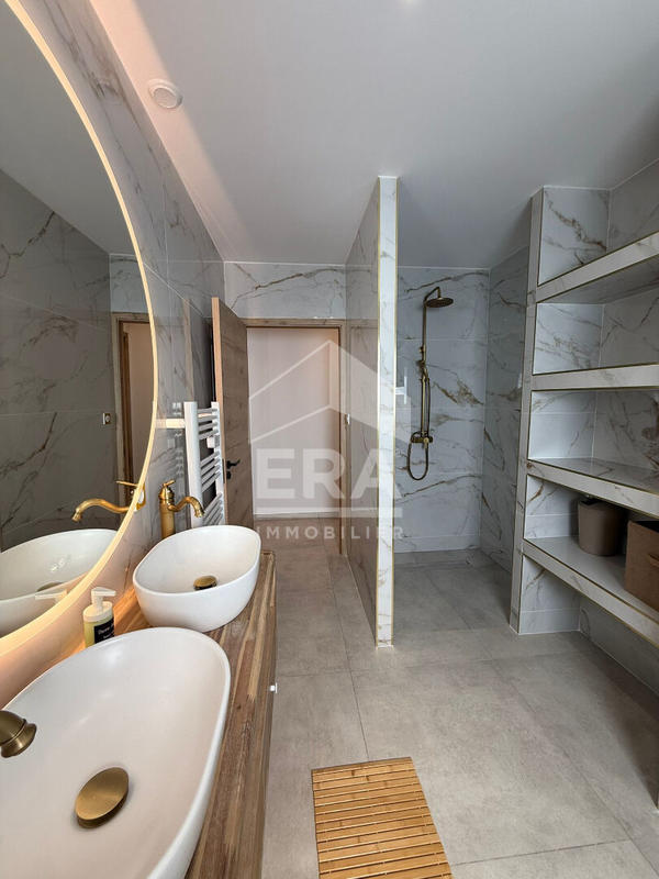 Villa - 145 m² - 4 pièces