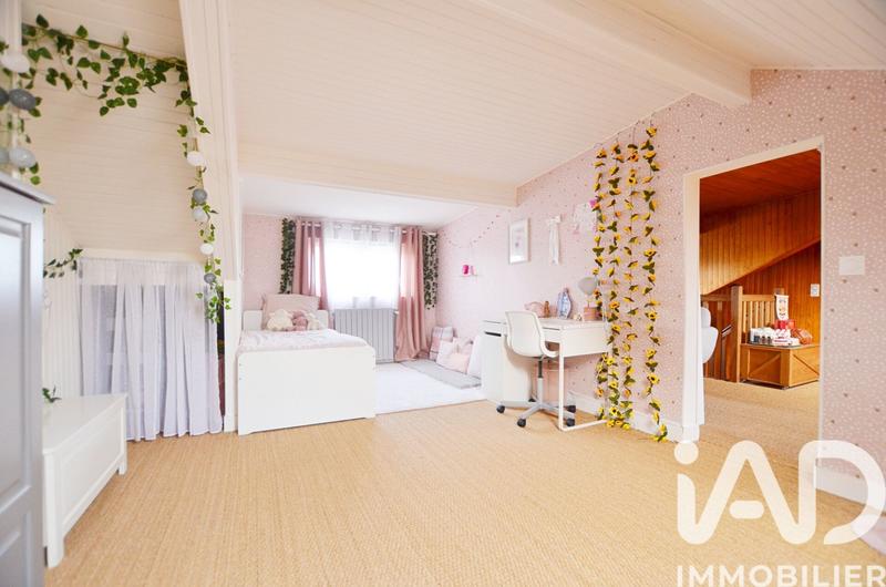 Maison - 137 m² - 6 pièces