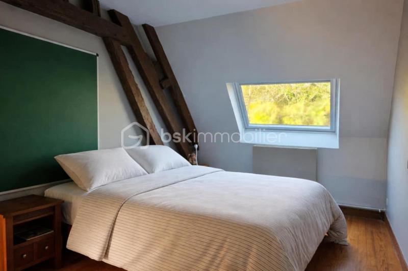 Maison - 217 m² - 6 pièces