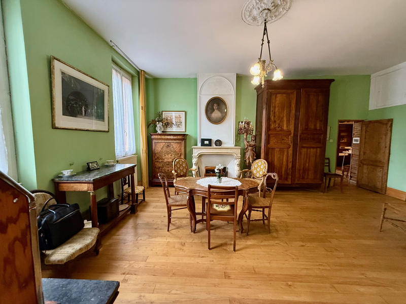 Maison - 176 m² - 6 pièces