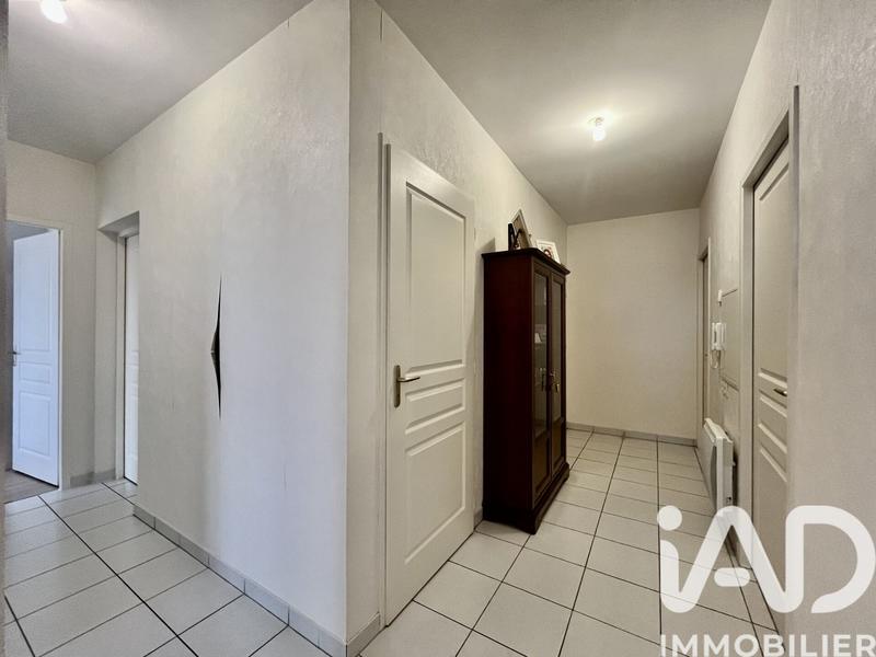 Appartement - 85 m² - 3 pièces