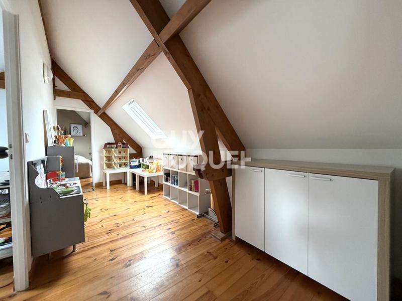 Corps de ferme - 145 m² - 7 pièces