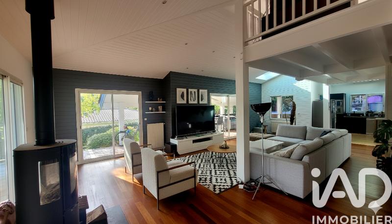 Maison - 160 m² - 5 pièces