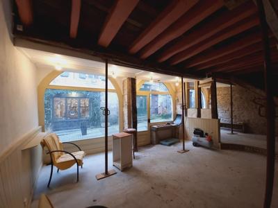 Maison - 295 m² - 5 pièces