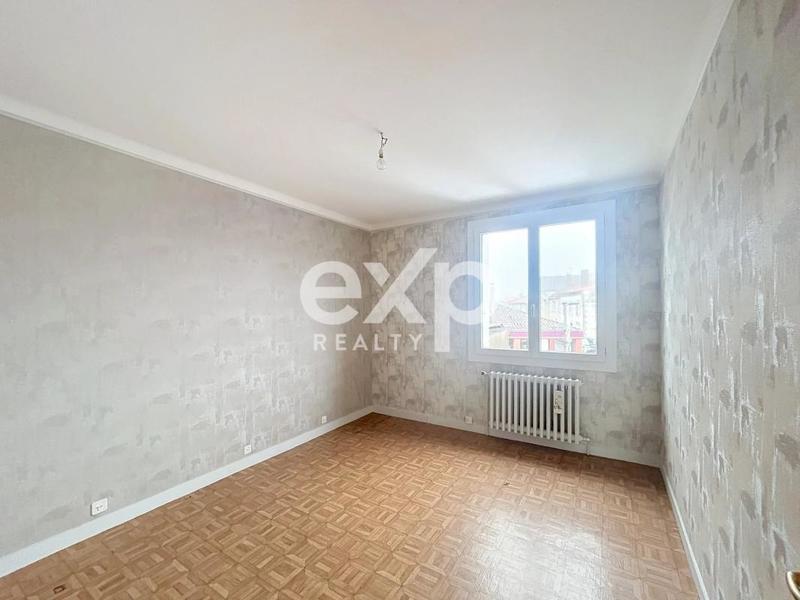 Maison - 138 m² - 7 pièces