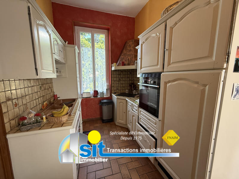 Maison - 198 m² - 7 pièces