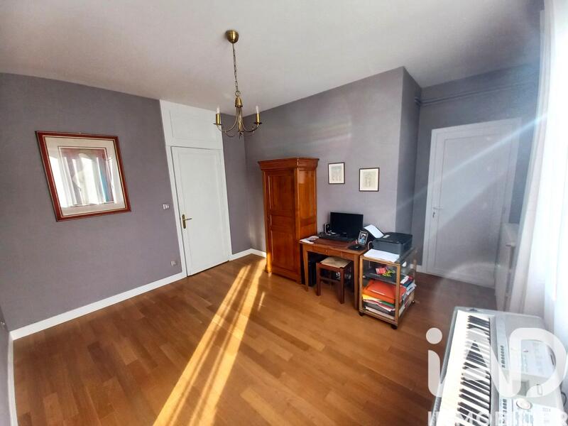 Appartement - 126 m² - 5 pièces